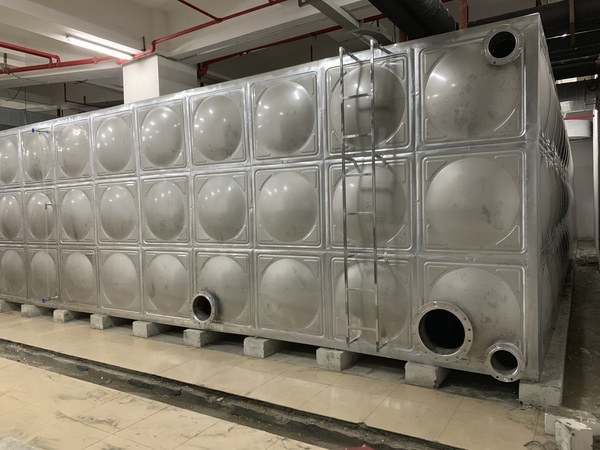 66噸不銹鋼水箱江門恩平市工地完工|宏量水箱